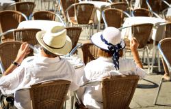 Older couple in Venice