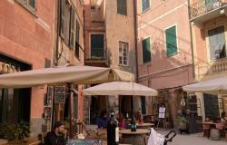 Learn Italian near Cinque Terre, living with you teacher