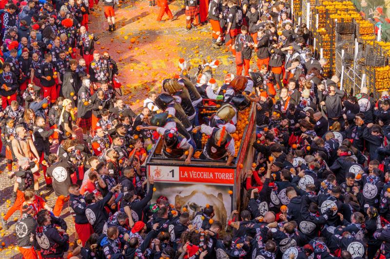 Ivrea Orange Festival / Photo: RnDmS via Shutterstock